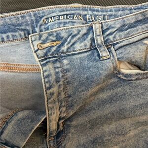 American Eagle Outfitters Light Wash High Rise Women's Jeans